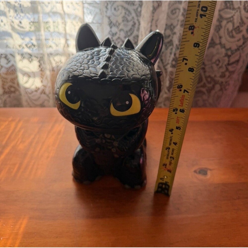 DreamWorks How to Train Your Dragon Toothless Ceramic Coin Bank 2015 Used